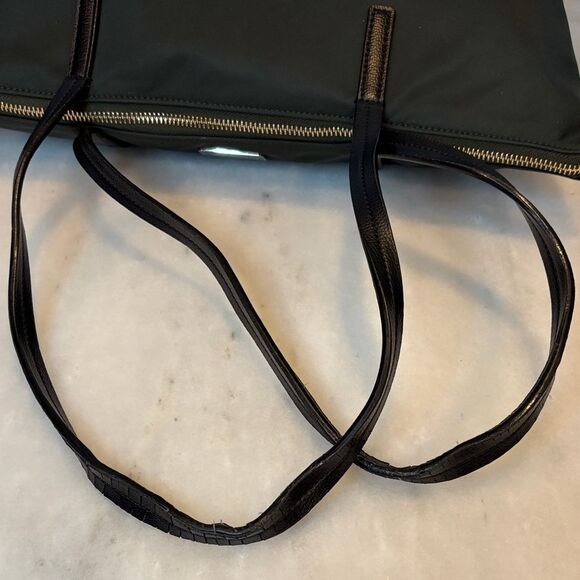 Kate Spade Purse Handbag Pocketbook Nylon Full Zip Medium Tote Shoulder Bag - Picture 10 of 15